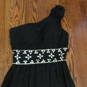 Black one shoulder gown